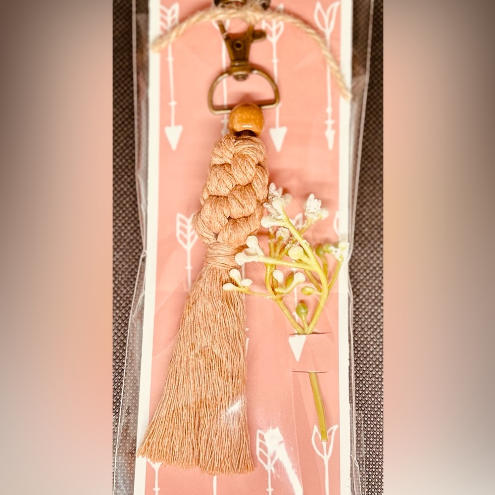 Rustic Red Macrame Keychain’s - Picture 5 of 6